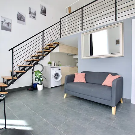 Апартаменты By Hi5- Cozy *