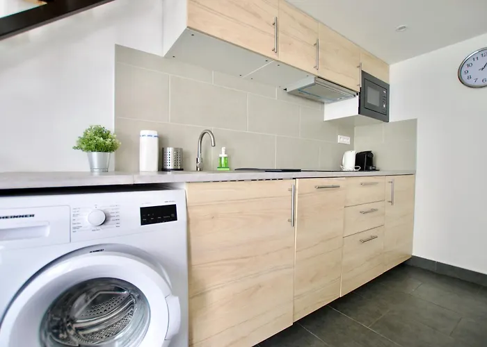 アパート By Hi5- Cozy