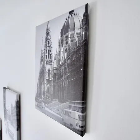 Apartment By Hi5- Cozy Budapest